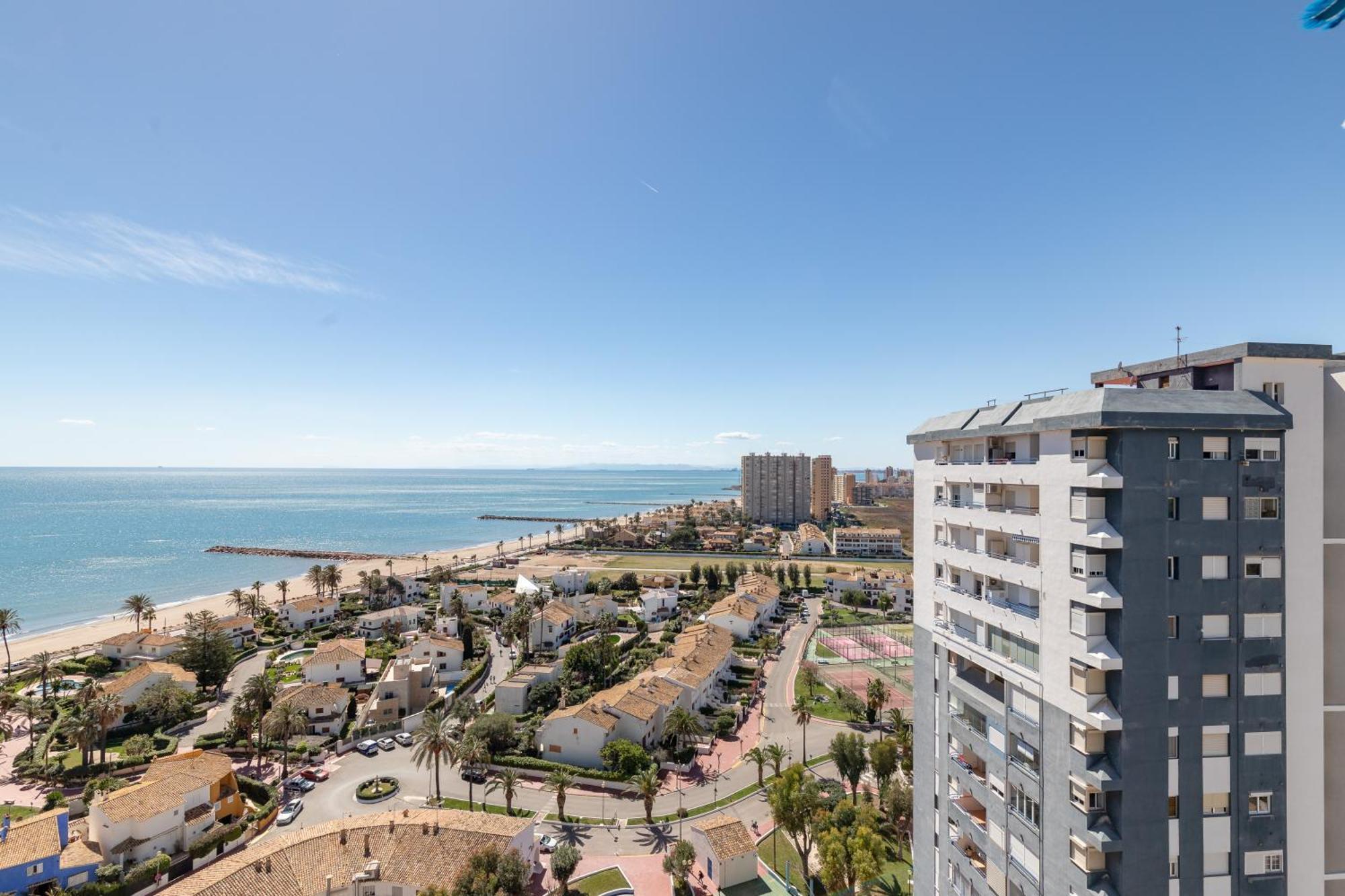 Amazing Sea Views In El Puig Valencia